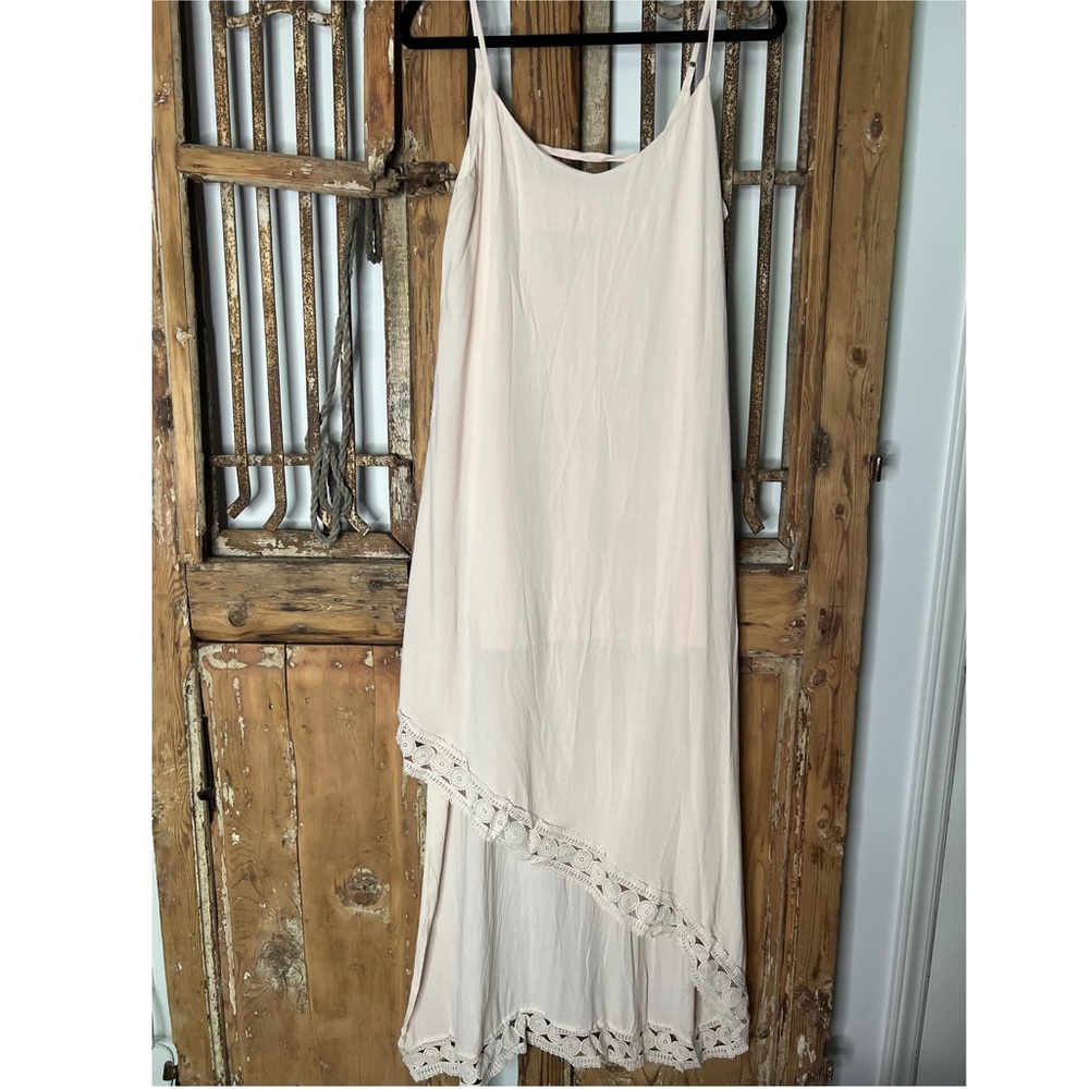 E2 Maxi Dress Crochet Detail